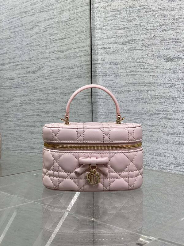 Dior Lady Light Pink crossbody — AAA Quality Replica