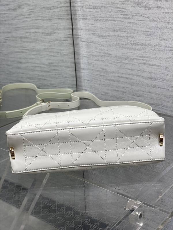 Dior White crossbody — 1:1 Replica