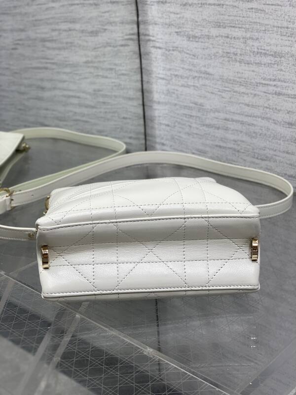 Dior White crossbody — AAA Quality Replica