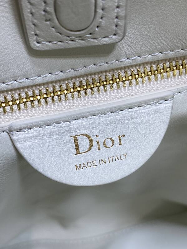 Dior White crossbody — AAA Quality Replica