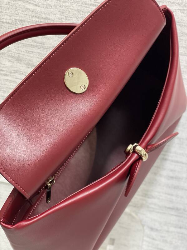 Dior Burgundy shoulder — Premium Replica