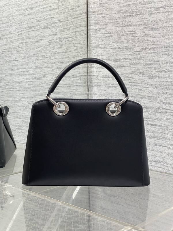 Dior Black shoulder — AAA Quality Replica