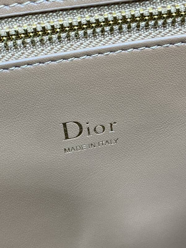 Dior Camel Beige tote — 1:1 Replica