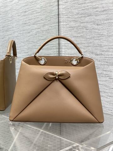 Dior Camel Beige tote 1 1 Replica
