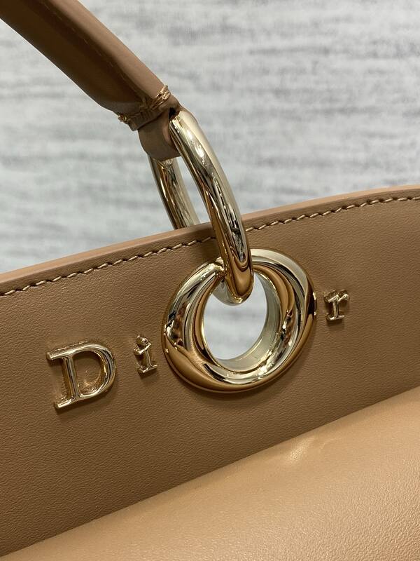 Dior Camel Beige tote — 1:1 Replica