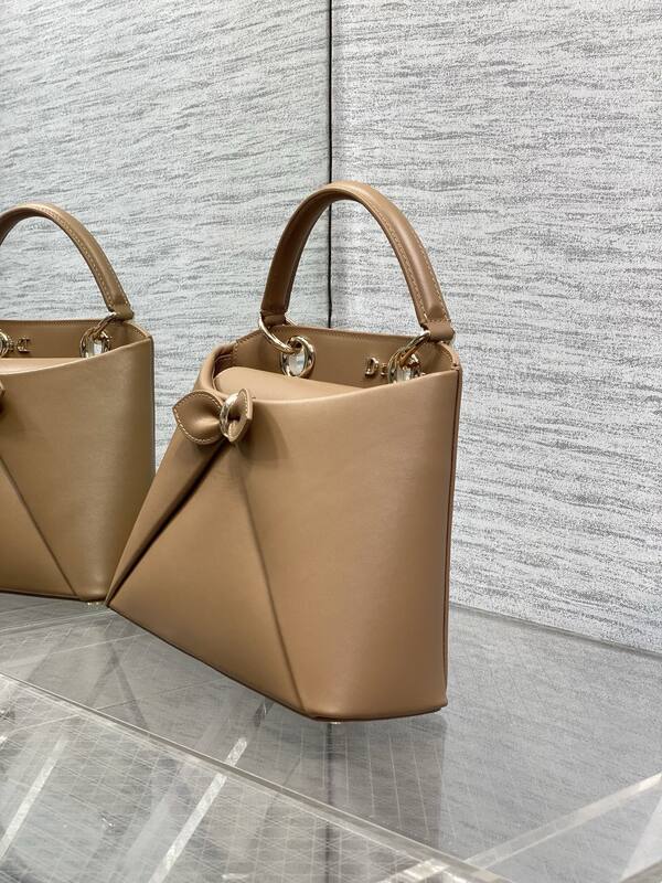 Dior Toujours Tan shoulder — Premium Replica