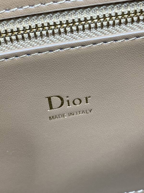 Dior Toujours Tan shoulder — Premium Replica