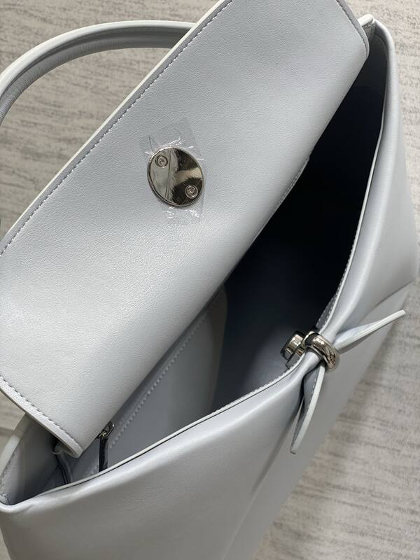 Dior Lady White shoulder — Top Quality Replica
