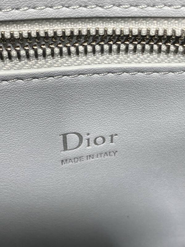 Dior Toujours White shoulder — AAA Quality Replica