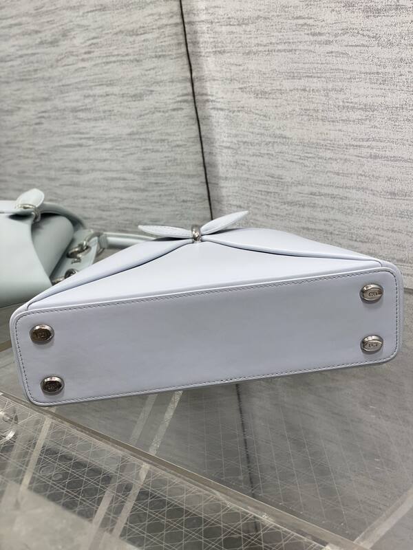 Dior Toujours White shoulder — AAA Quality Replica