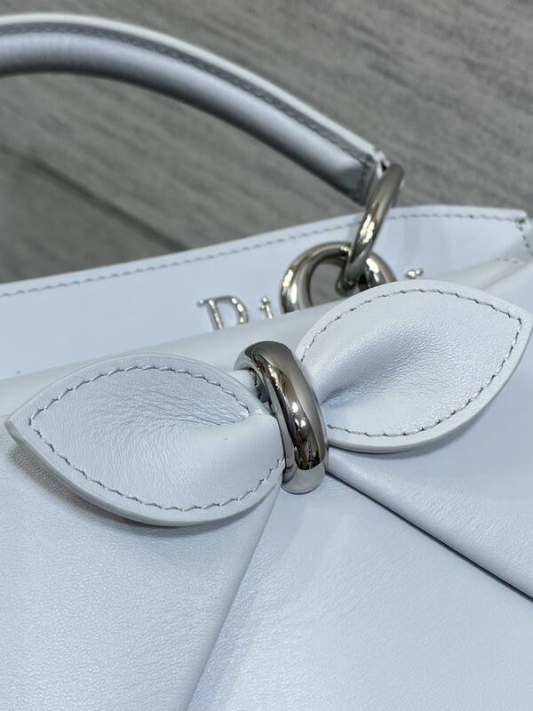 Dior Toujours White shoulder — AAA Quality Replica