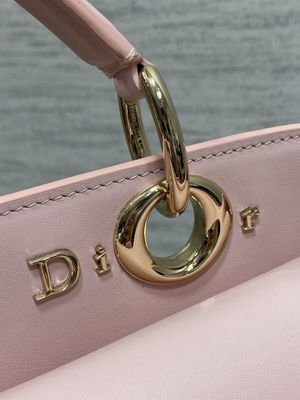 Dior Dioramour Pink shoulder — Premium Replica
