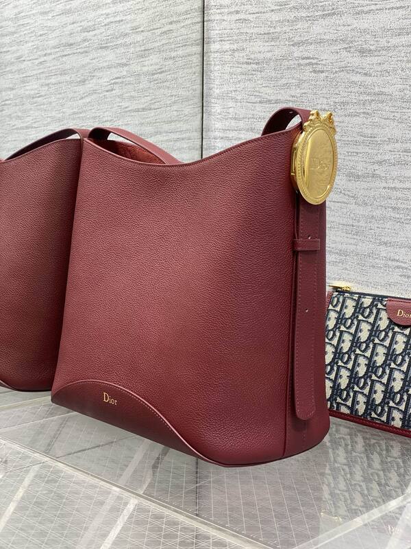 Dior Burgundy shoulder — AAA Quality Replica