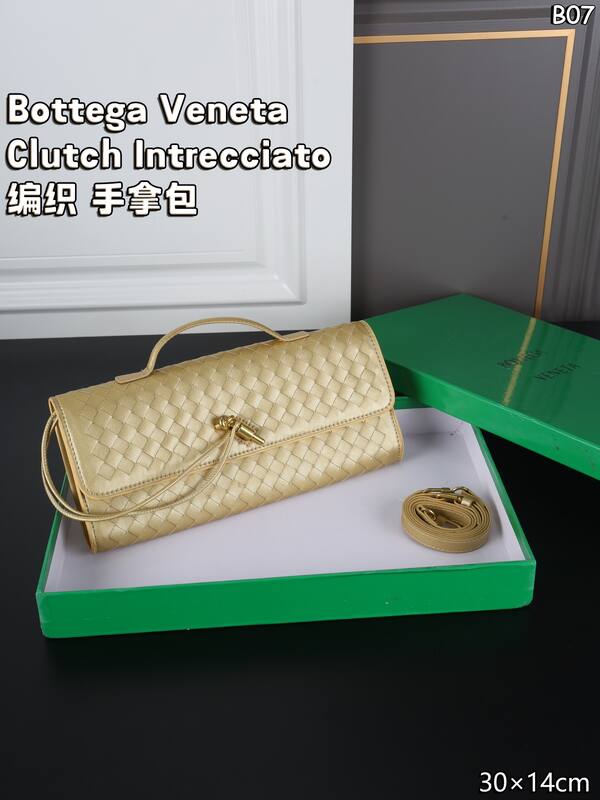 Bottega Veneta Clutch Intrecciato Brown Intrecciato leather 30×14cm clutch — Premium Replica