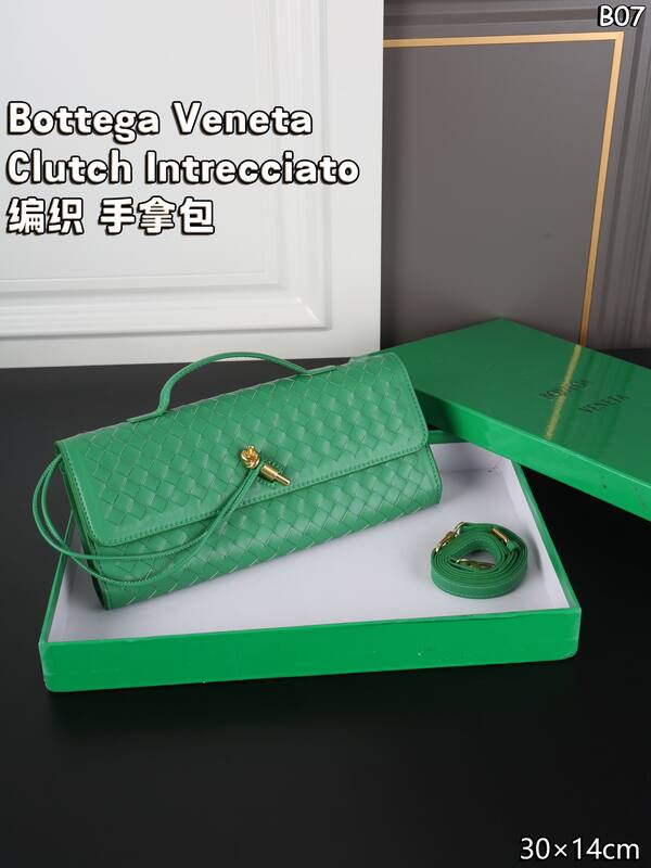 Bottega Veneta Clutch Intrecciato Brown Intrecciato leather 30×14cm clutch — Premium Replica