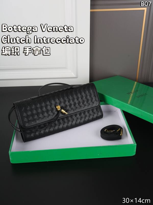 Bottega Veneta Clutch Intrecciato Brown Intrecciato leather 30×14cm clutch — Premium Replica