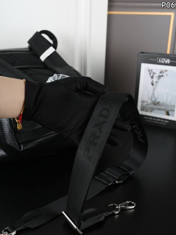 Prada Black backpack — Premium Replica