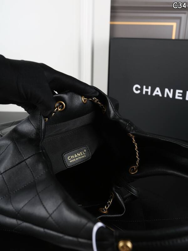 Chanel Black shoulder — 1:1 Replica