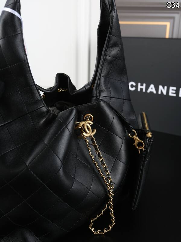 Chanel Black shoulder — 1:1 Replica