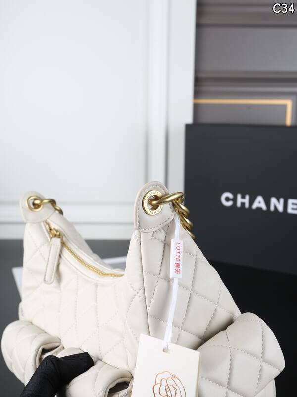 Chanel White shoulder — Top Quality Replica