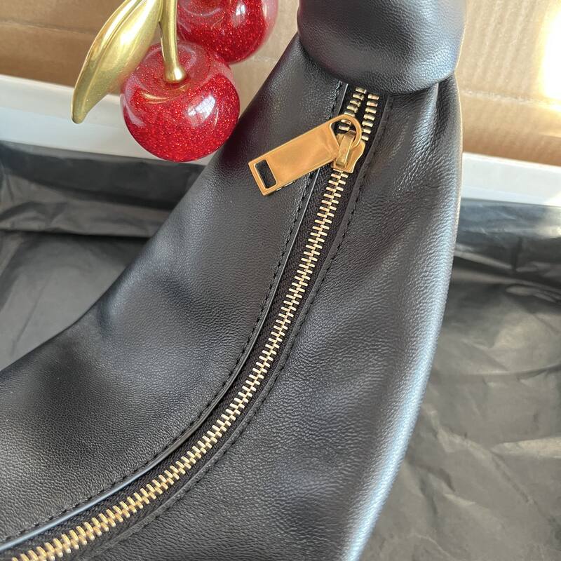 Saint Laurent everyday — AAA Quality Replica