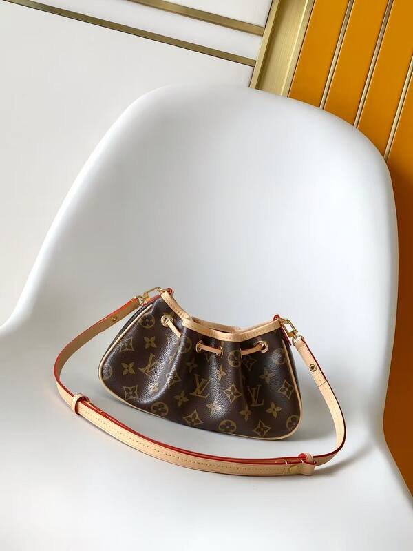 Louis Vuitton Nano Frivole Monogram 26 crossbody — Top Quality Replica