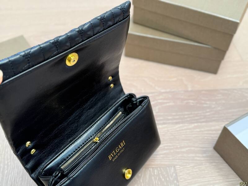 Bulgari shoulder bag — Premium Replica