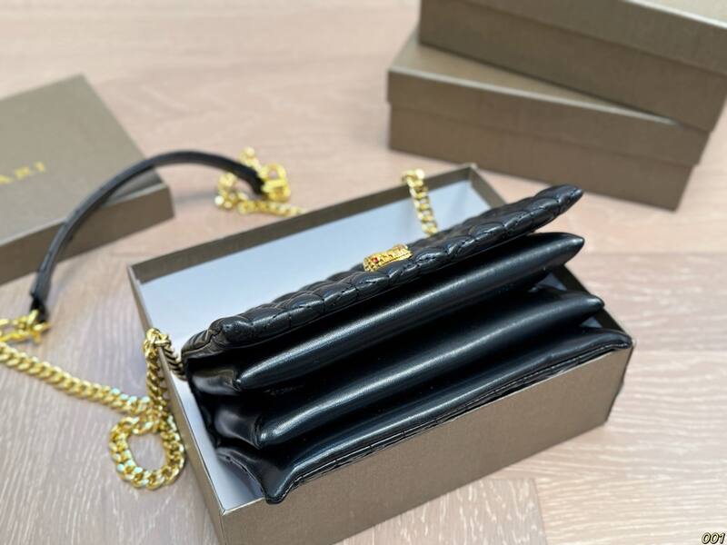 Bulgari shoulder bag — Premium Replica