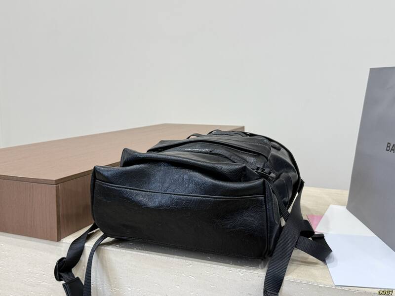 Balenciaga Black shoulder bag — Premium Replica