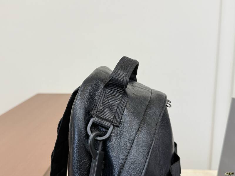 Balenciaga Black shoulder bag — Premium Replica