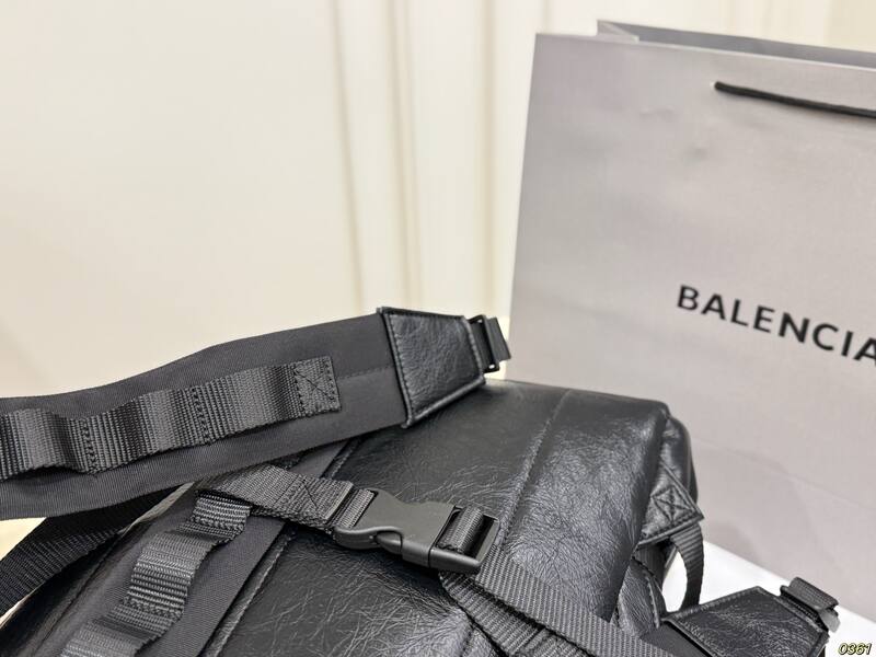 Balenciaga Black shoulder bag — Premium Replica