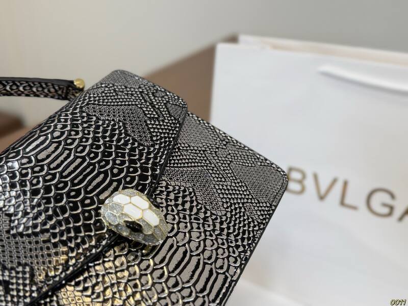 Bulgari shoulder bag — Top Quality Replica