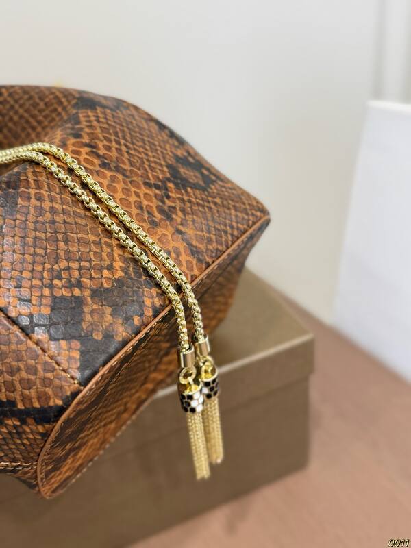 Bulgari shoulder bag — Top Quality Replica