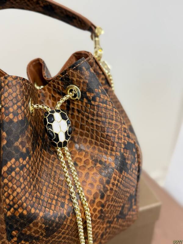 Bulgari shoulder bag — Top Quality Replica