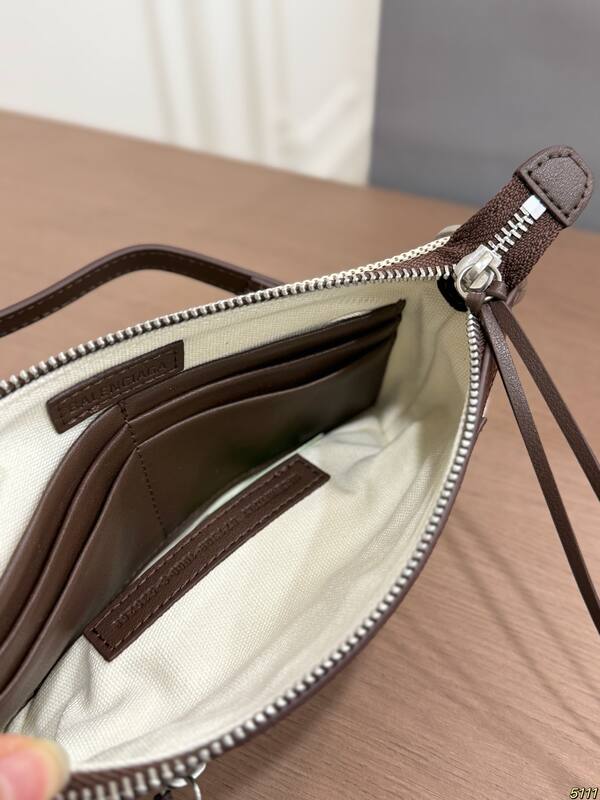 Balenciaga Brown shoulder bag — AAA Quality Replica