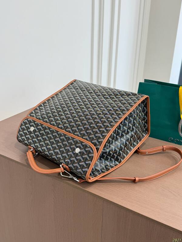 Goyard Black shoulder bag — AAA Quality Replica