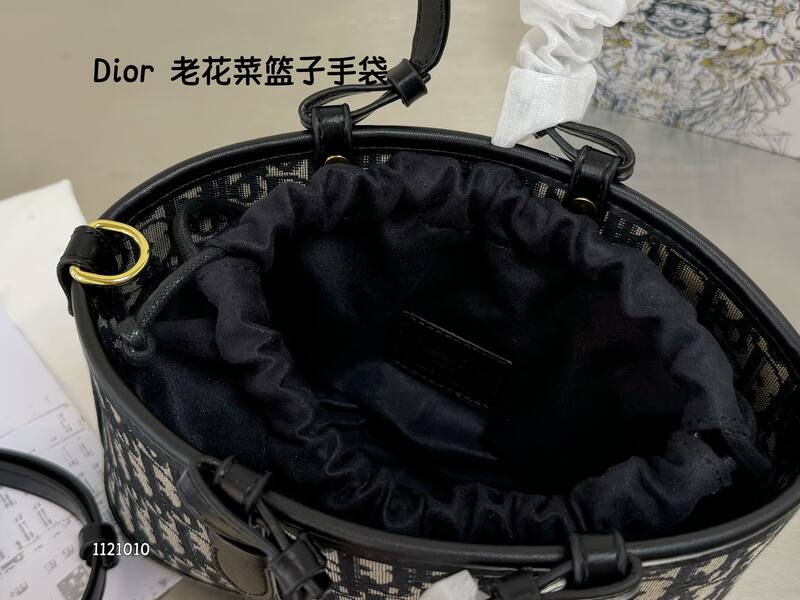 Dior Blue Oblique large shoulder — 1:1 Replica
