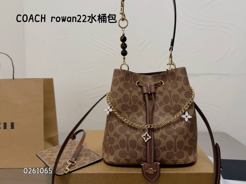 Coach Black shoulder bag — 1:1 Replica