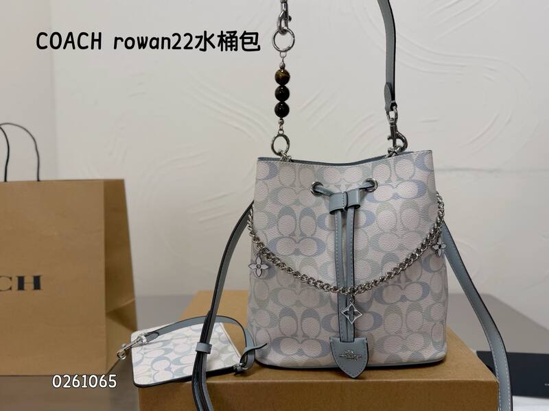 Coach Black shoulder bag — 1:1 Replica