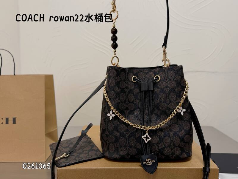 Coach Black shoulder bag — 1:1 Replica
