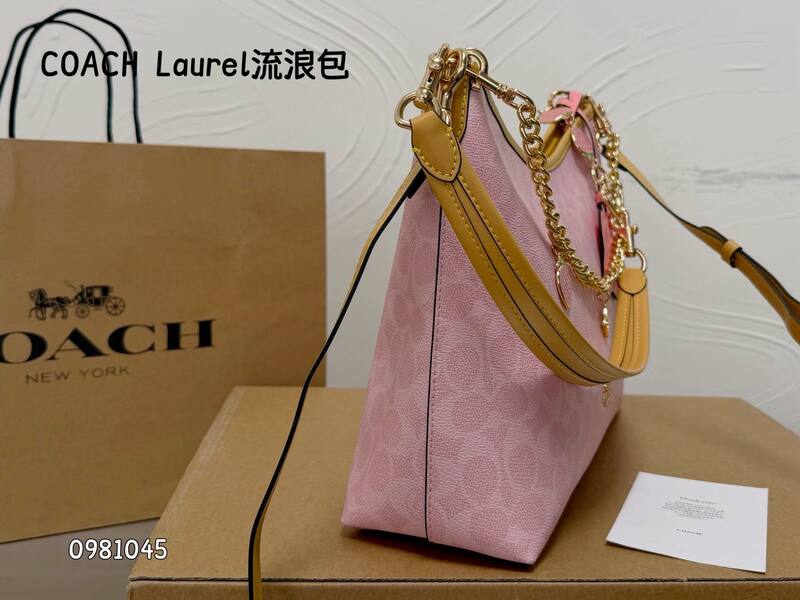 Coach Pink shoulder bag — Top Quality Replica