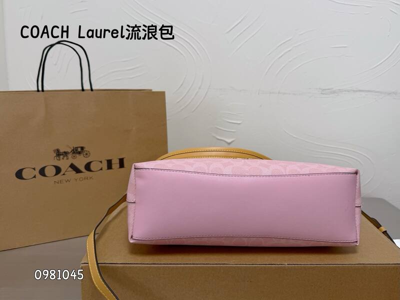 Coach Pink shoulder bag — Top Quality Replica