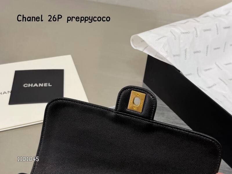 Chanel Black shoulder — Premium Replica