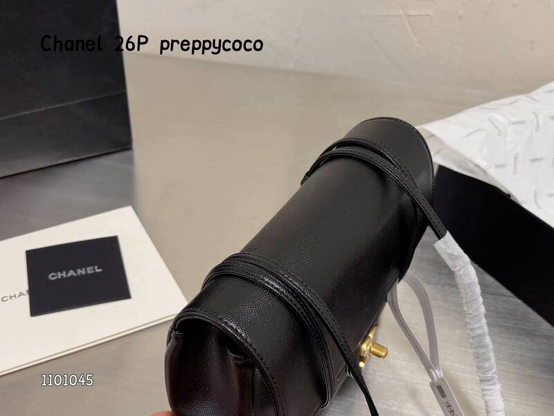 Chanel Black shoulder — Premium Replica
