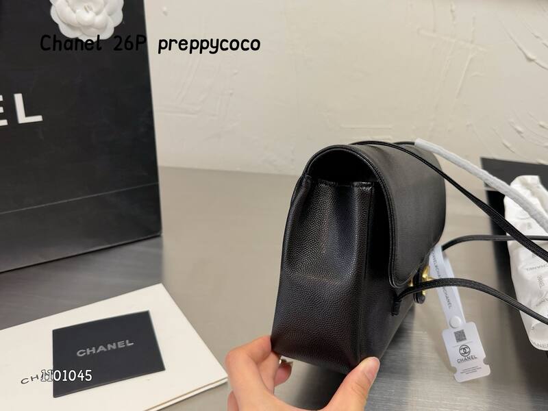 Chanel Black shoulder — Premium Replica