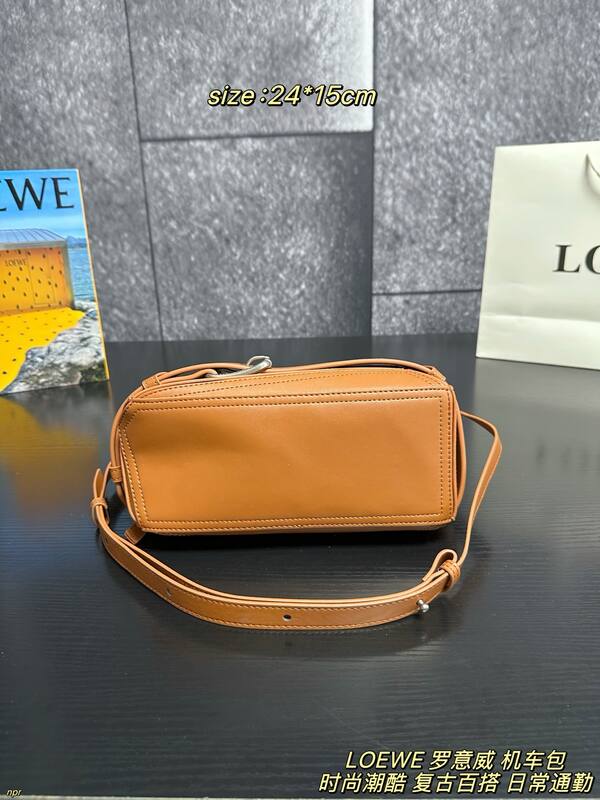 Loewe Puzzle Caramel smooth leather 24*15cm crossbody — Top Quality Replica