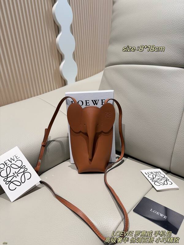Loewe Elephant Pocket Black 8*18cm crossbody — AAA Quality Replica