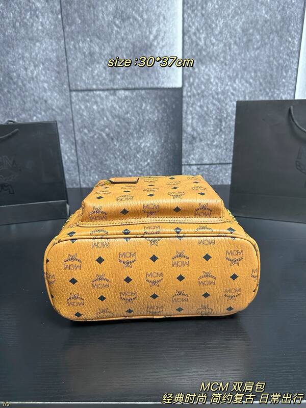 MCM Stark Cognac Visetos 30*37cm backpack — 1:1 Replica
