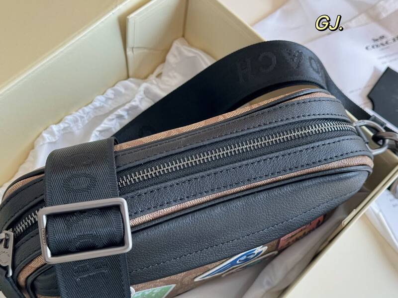Coach Black 25x18x10cm shoulder bag — Top Quality Replica