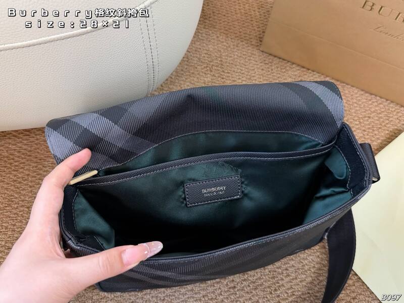 Burberry Charcoal Check 28×21cm crossbody — Premium Replica